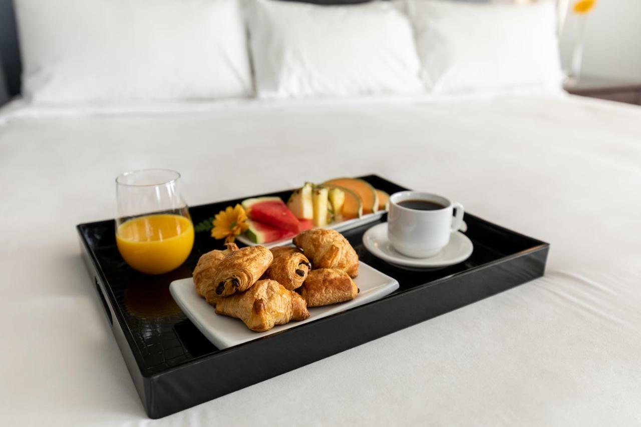 Imperia Hotel Et Suites Терребонн Екстер'єр фото